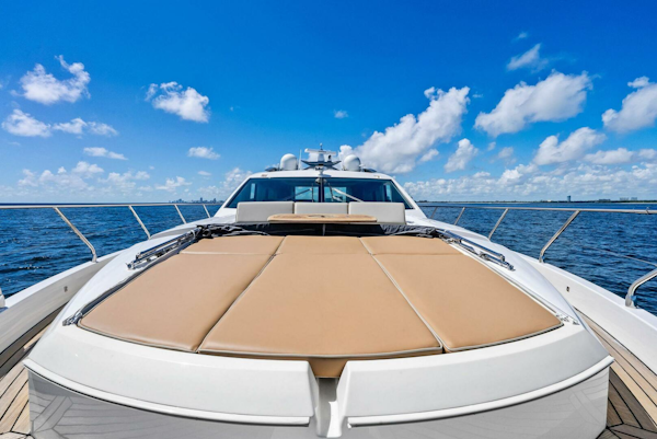 Absolute-64 2013-Blue Daksa North Miami Beach-Florida-United States-5693854