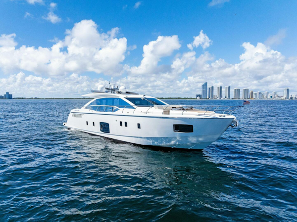 Absolute-64 2013-Blue Daksa North Miami Beach-Florida-United States-5693844