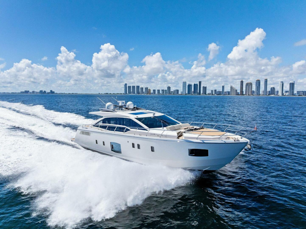 Absolute-64 2013-Blue Daksa North Miami Beach-Florida-United States-5693903