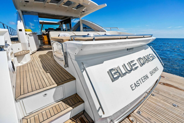 Absolute-64 2013-Blue Daksa North Miami Beach-Florida-United States-5693857