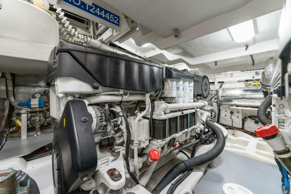 Absolute-64 2013-Blue Daksa North Miami Beach-Florida-United States-3766784