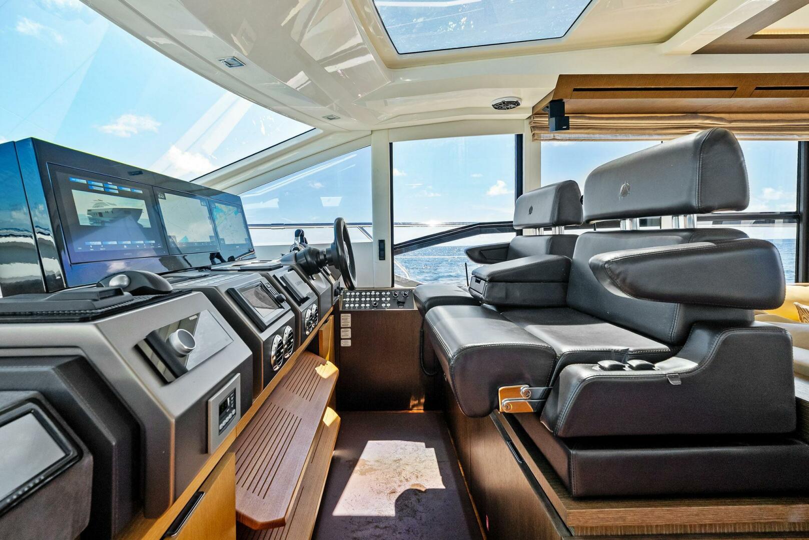 Absolute-64 2013-Blue Daksa North Miami Beach-Florida-United States-5693864 | Thumbnail