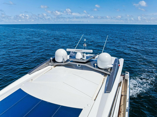 Absolute-64 2013-Blue Daksa North Miami Beach-Florida-United States-5693901