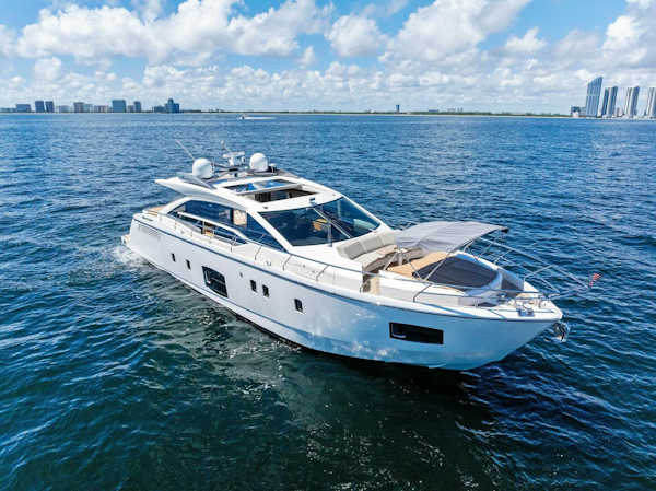 Absolute-64 2013-Blue Daksa North Miami Beach-Florida-United States-5693916