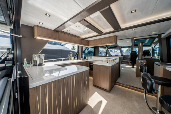 Galeon-640 FLY 2019 -Pompano Beach-Florida-United States-3806618