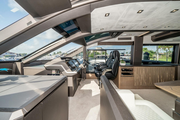 Galeon-640 FLY 2019 -Pompano Beach-Florida-United States-3806604