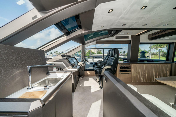 Galeon-640 FLY 2019 -Pompano Beach-Florida-United States-3806605