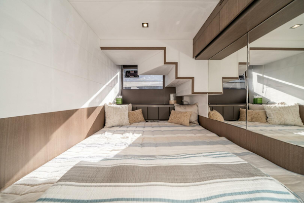 Galeon-640 FLY 2019 -Pompano Beach-Florida-United States-3806596