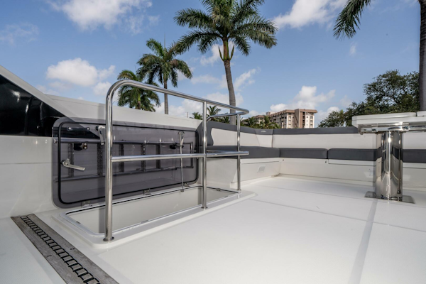 Galeon-640 FLY 2019 -Pompano Beach-Florida-United States-3806639