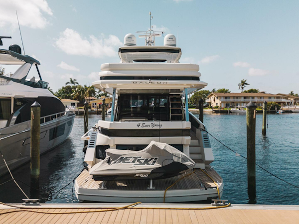 Galeon-640 FLY 2019 -Pompano Beach-Florida-United States-3806588