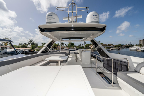 Galeon-640 FLY 2019 -Pompano Beach-Florida-United States-3806628