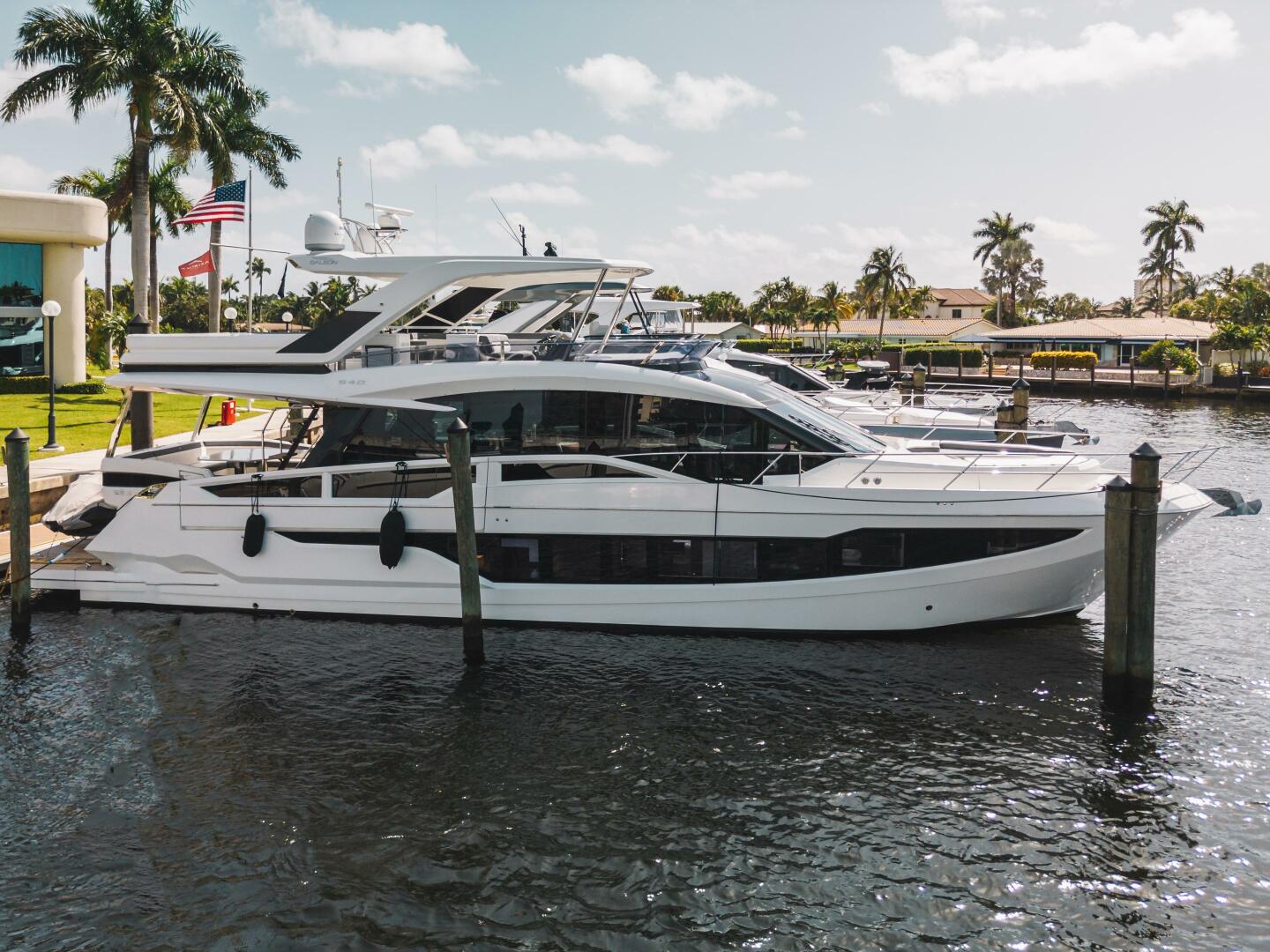 Galeon-640 FLY 2019 -Pompano Beach-Florida-United States-3806586 | Thumbnail