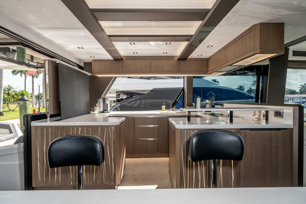 Galeon-640 FLY 2019 -Pompano Beach-Florida-United States-3806626