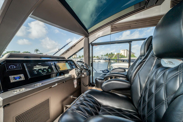 Galeon-640 FLY 2019 -Pompano Beach-Florida-United States-3806606