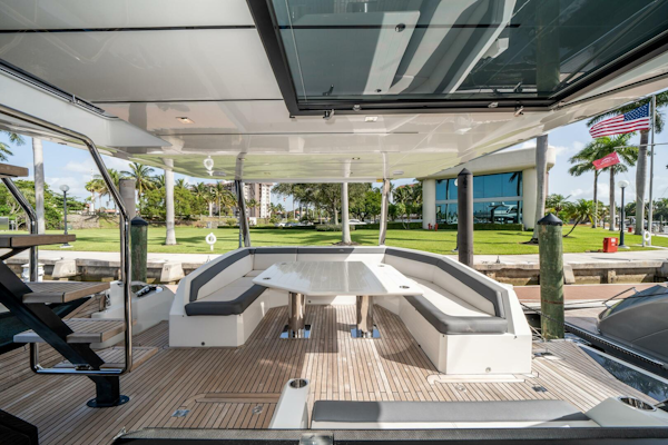 Galeon-640 FLY 2019 -Pompano Beach-Florida-United States-3806620