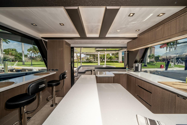 Galeon-640 FLY 2019 -Pompano Beach-Florida-United States-3806640