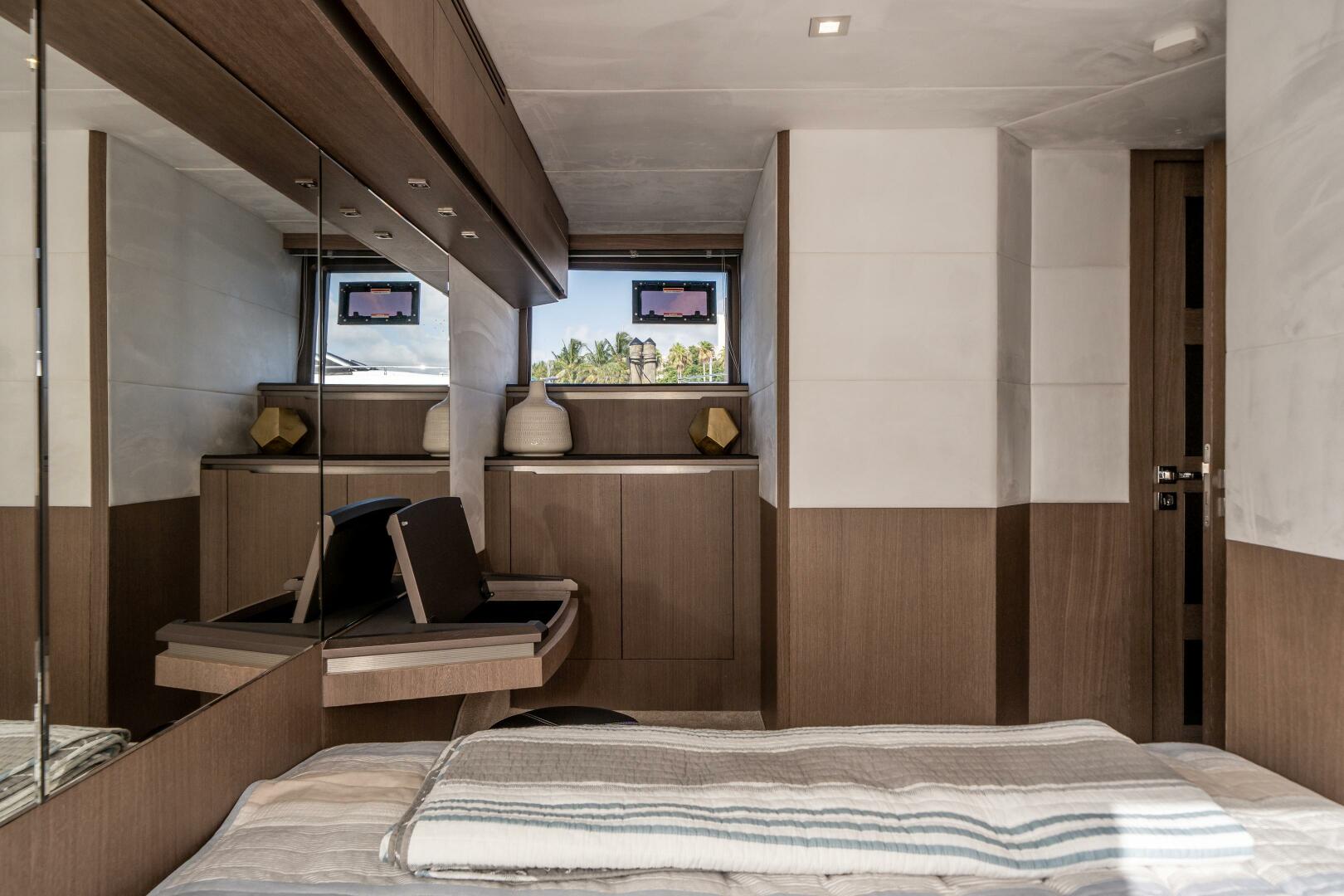 Galeon-640 FLY 2019 -Pompano Beach-Florida-United States-3806597 | Thumbnail