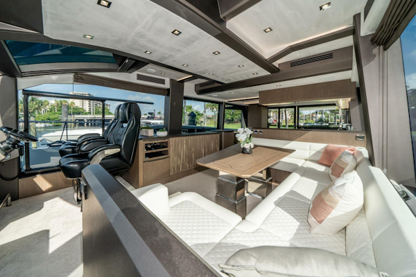 Galeon-640 FLY 2019 -Pompano Beach-Florida-United States-3806608