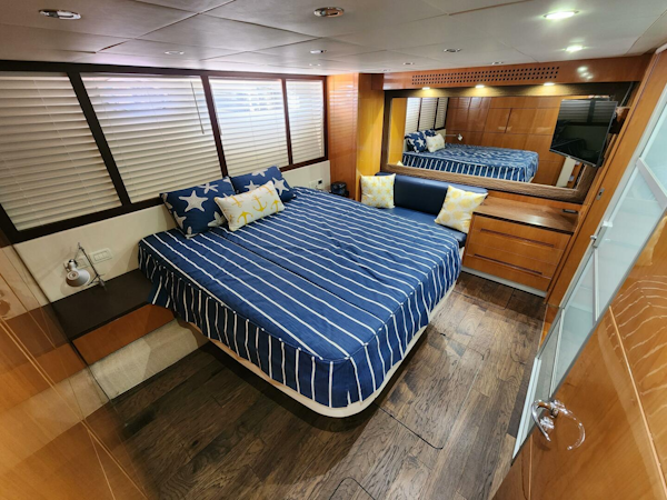 Pershing 2006-RX 1 Cape Coral-Florida-United States-3797763