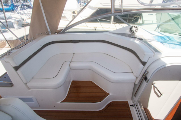 Rinker-40 Express Cruiser 2008-No Name Huntington Beach-California-United States-2008 Rinker 40 Express Cruiser-3799752