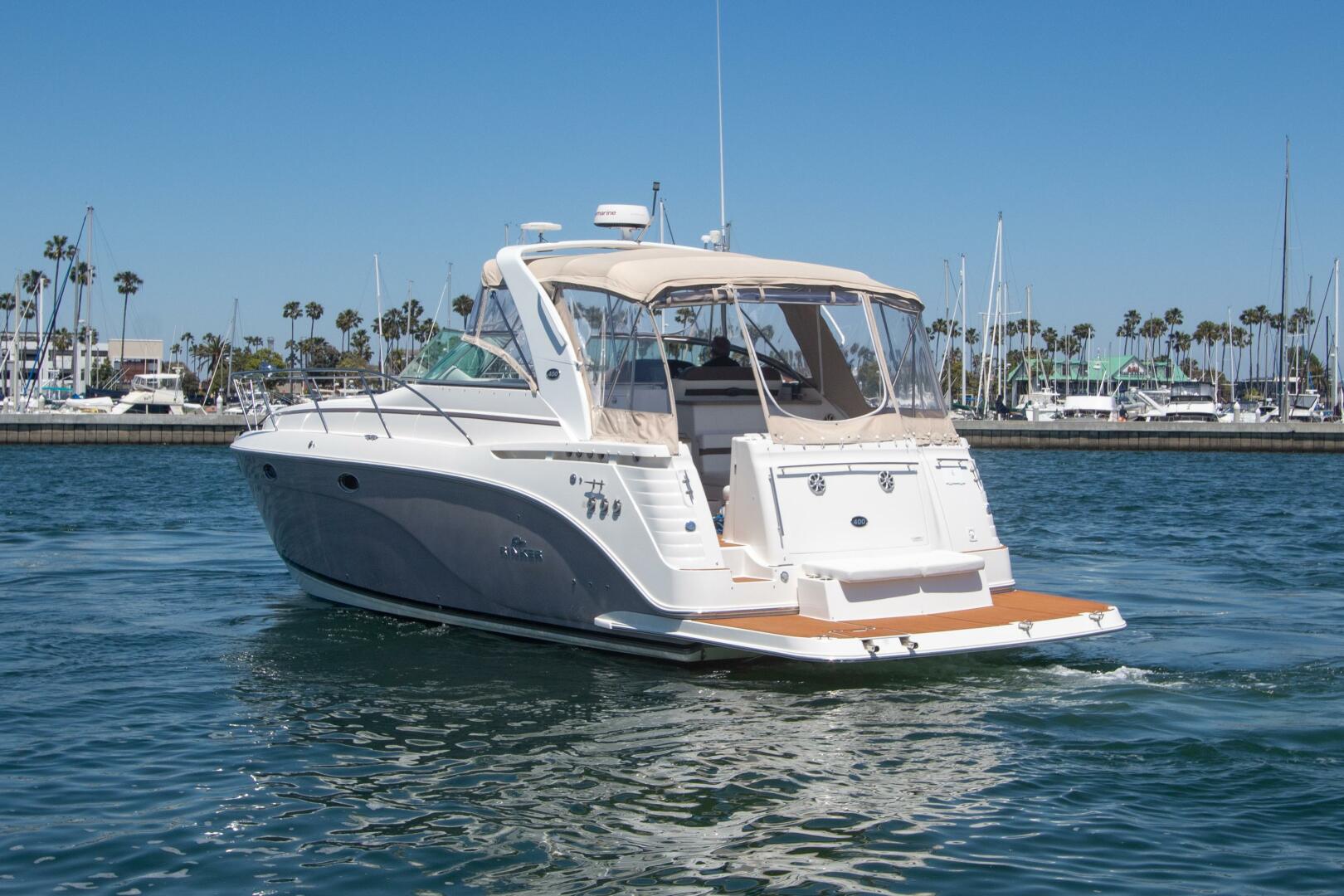 Rinker-40 Express Cruiser 2008-No Name Huntington Beach-California-United States-2008 Rinker 40 Express Cruiser-3799738 | Thumbnail