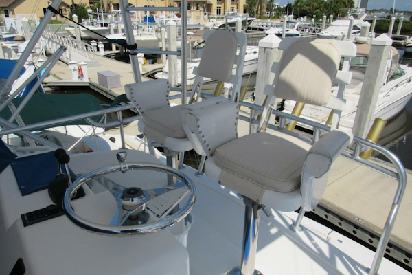 Bertram-390 Convertible 2001-Knot On Call Daytona Beach-Florida-United States-3816274