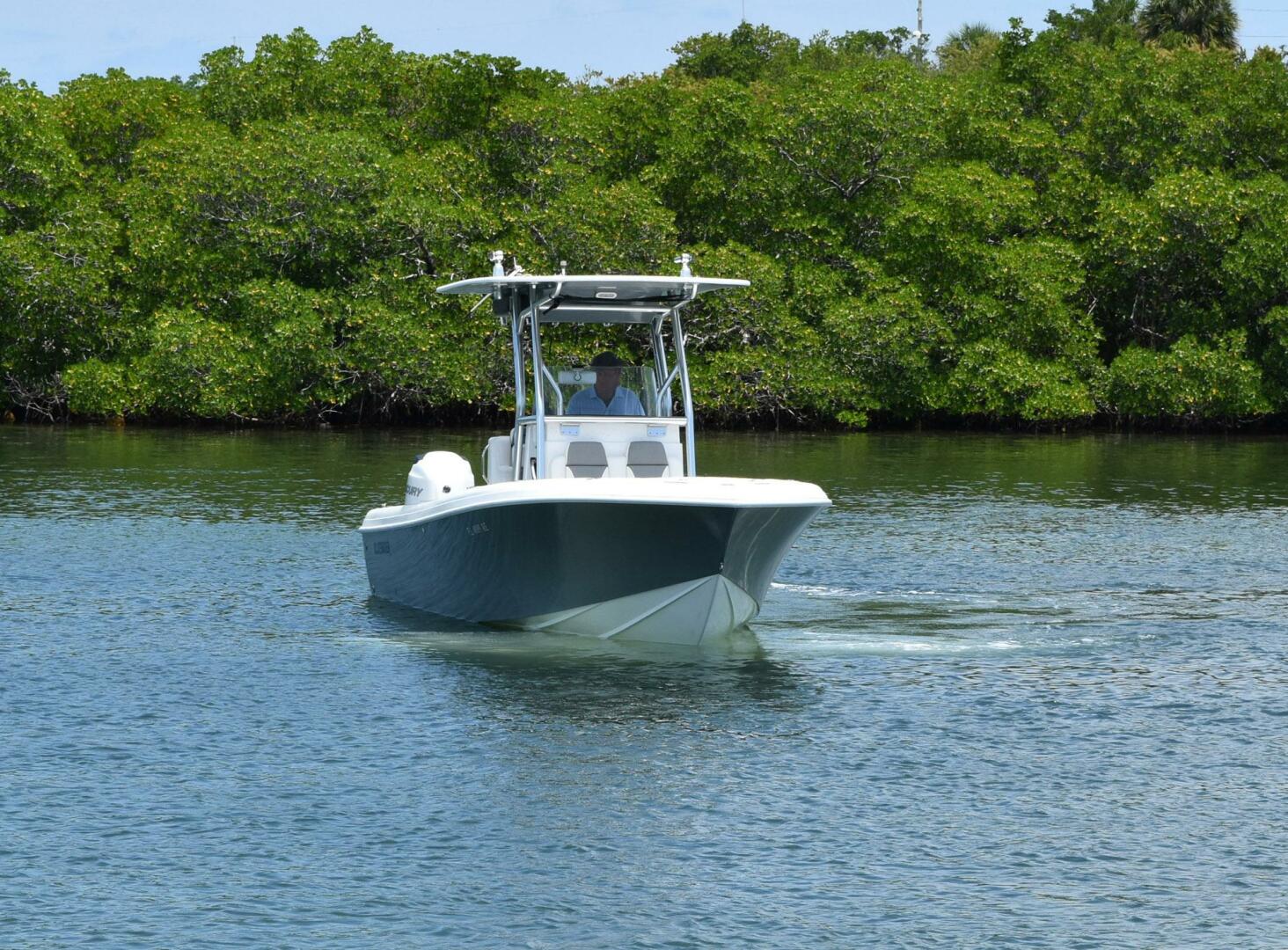 Bluewater Sportfishing-2550 2017 -Islamorada-Florida-United States-3828758 | Thumbnail