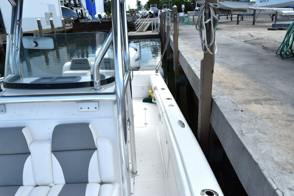 Bluewater Sportfishing-2550 2017 -Islamorada-Florida-United States-3828770