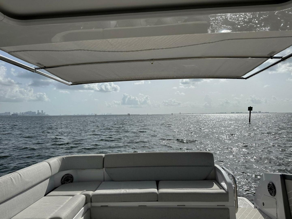 Azimut-Verve 47 2021-Legacy Coral Gables-Florida-United States-3829144