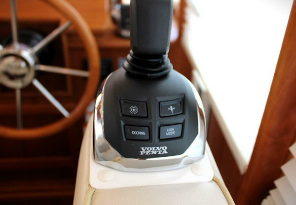 Sabre-45 Salon Express 2018-Ciel Bleu Venice-Florida-United States-Joystick Control-3838939
