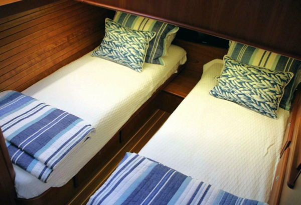 Sabre-45 Salon Express 2018-Ciel Bleu Venice-Florida-United States-Guest Stateroom-3838945