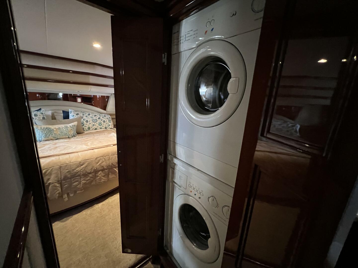 Marquis-59 Fly Bridge  Markham Edition 2008 -Old Saybrook-Connecticut-United States-3853758 | Thumbnail
