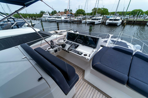 Sunseeker 2016 -Miami-Florida-United States-3854988