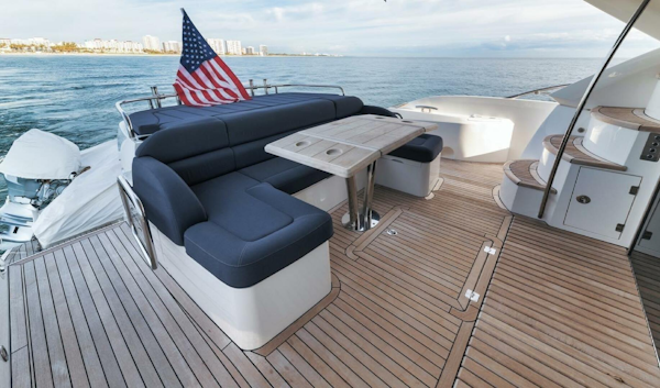 Sunseeker 2016 -Miami-Florida-United States-3855109