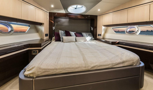 Sunseeker 2016 -Miami-Florida-United States-3855107