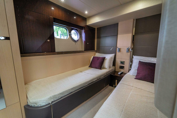 Sunseeker 2016 -Miami-Florida-United States-3855103