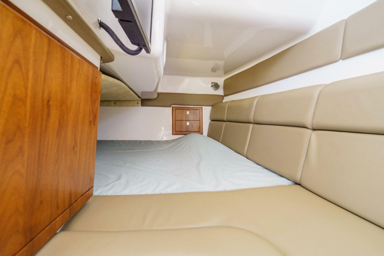 Floe Craft-Afina 3950 2017-F-4 Phantom Palm Beach Gardens-Florida-United States-3870397 | Thumbnail