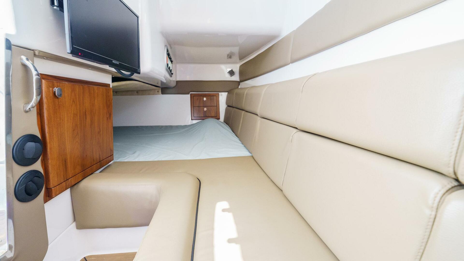 Floe Craft-Afina 3950 2017-F-4 Phantom Palm Beach Gardens-Florida-United States-3870396 | Thumbnail