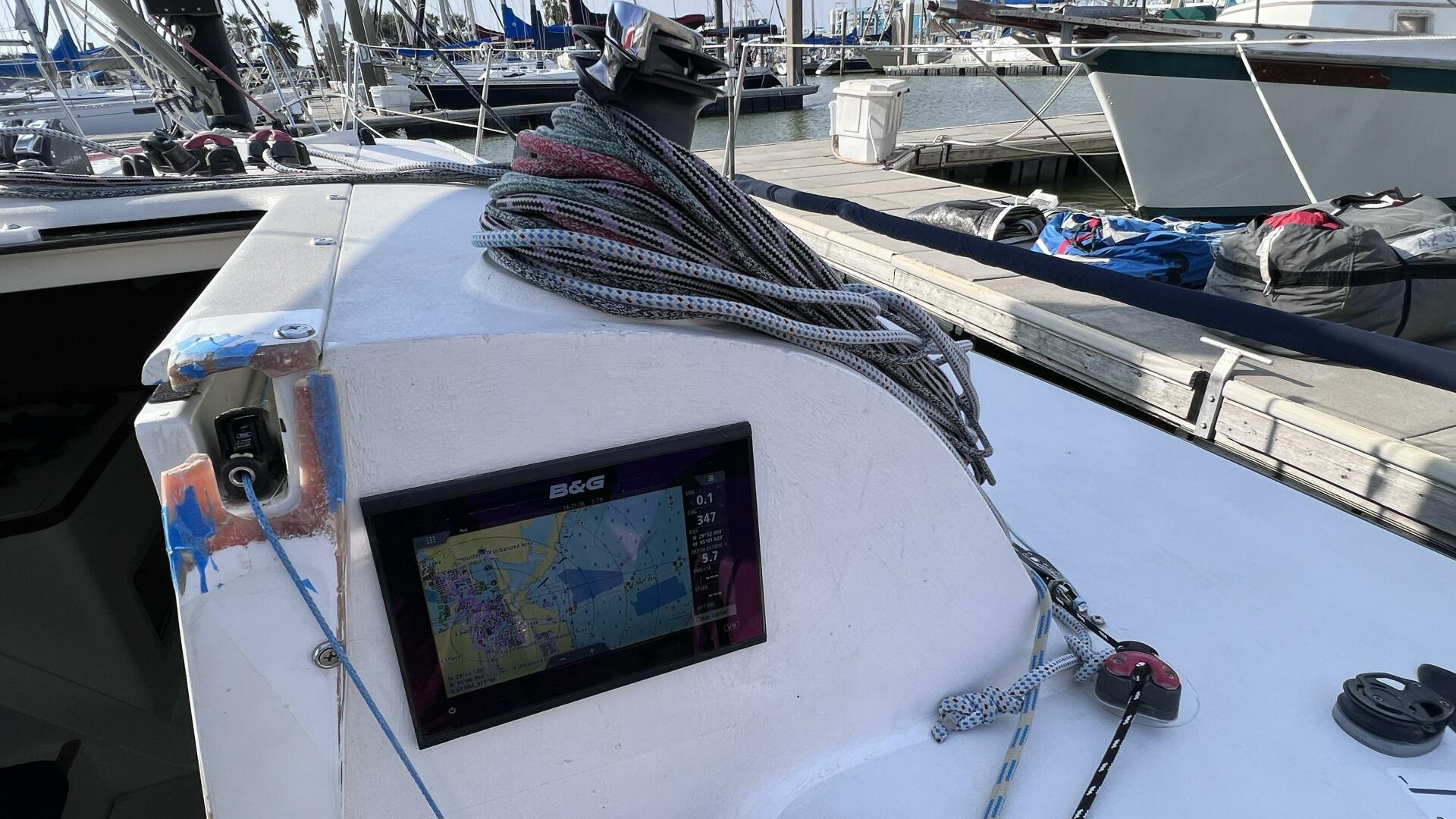Carroll-1D35 One Design 35 1998-Deja Vu Houston-Texas-United States-Starboard / Halyard Winch  B&G 7 Inch Instruments-3864491 | Thumbnail