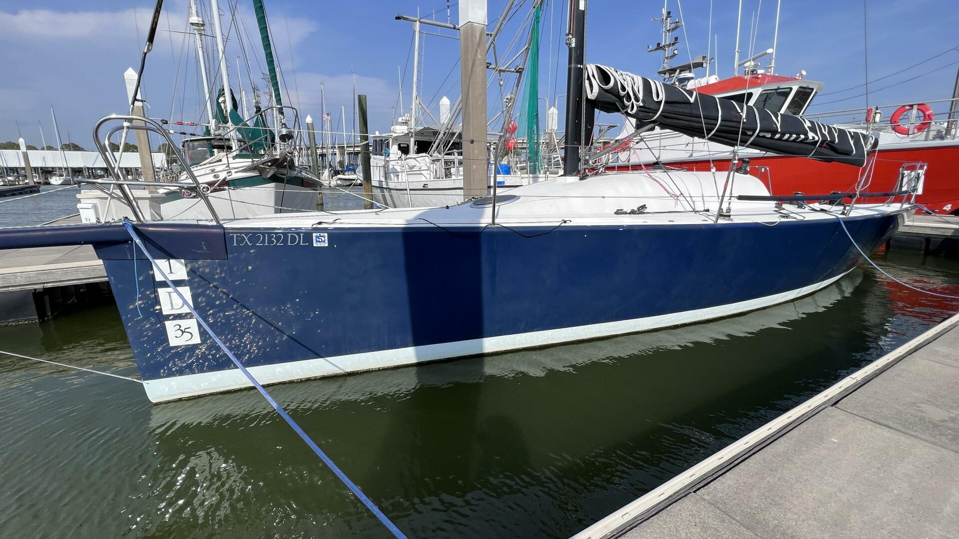 Carroll-1D35 One Design 35 1998-Deja Vu Houston-Texas-United States-Bow Port-3864479 | Thumbnail