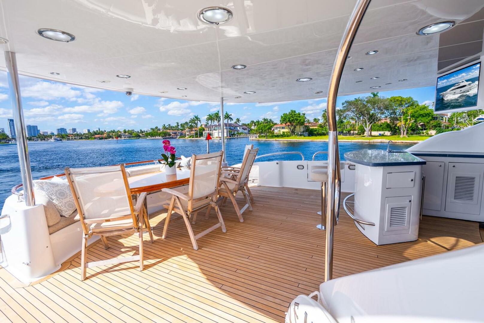 Lazzara Yachts-116 2008-Serenity Palm Beach-Florida-United States-5744176 | Thumbnail