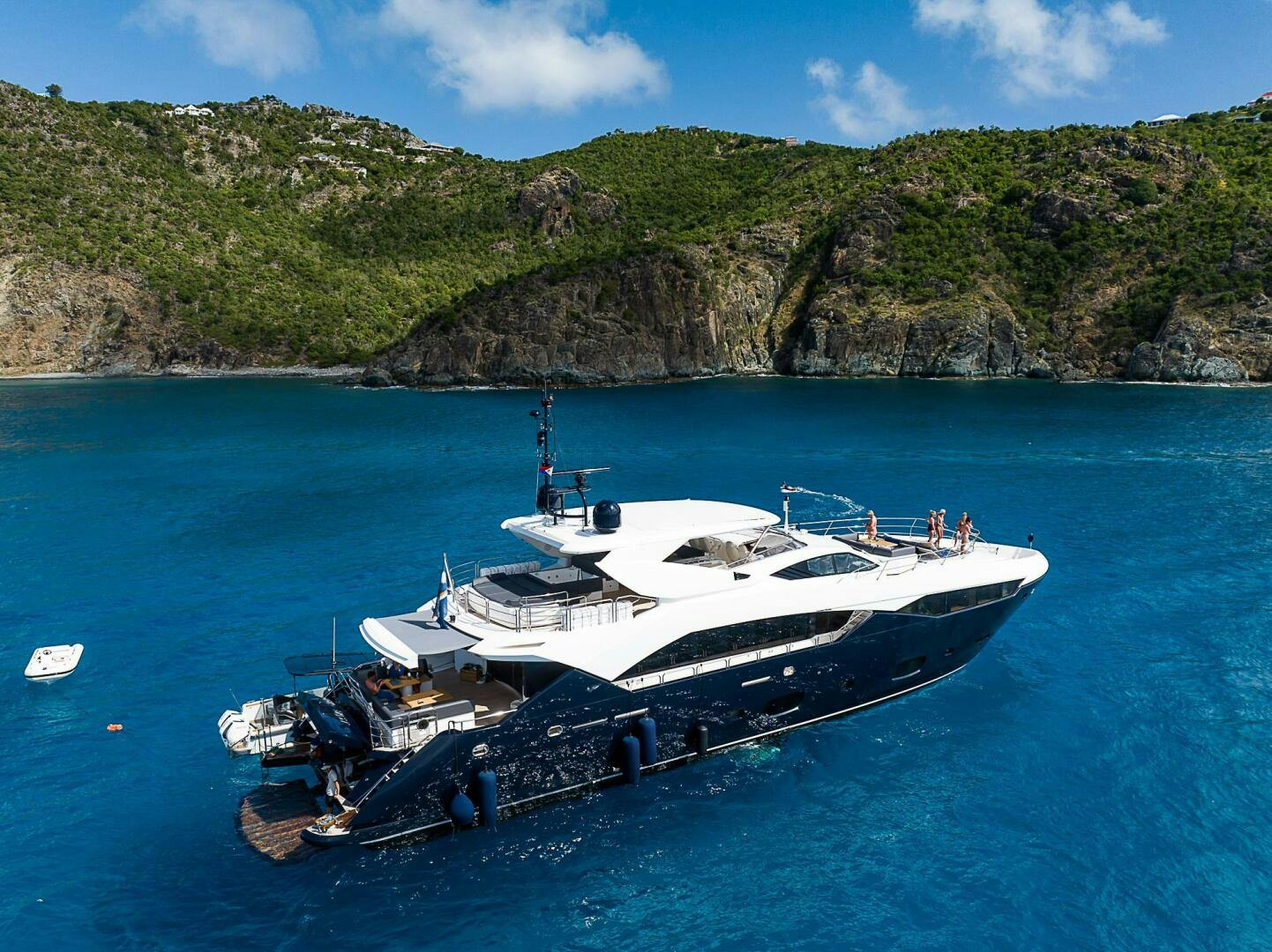 Sunseeker-Predator 115 2013-EVEREAST Cannes-France-3867213