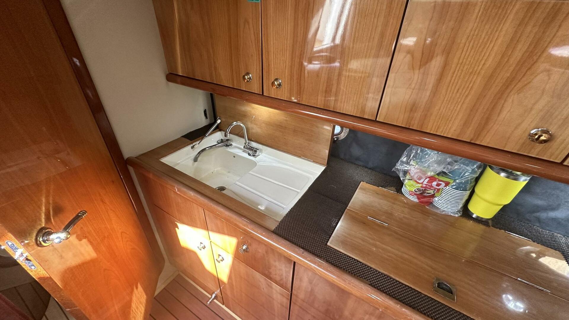 Sunseeker-Camargue 44 2000-Serendipity North Miami Beach-Florida-United States-3878745 | Thumbnail