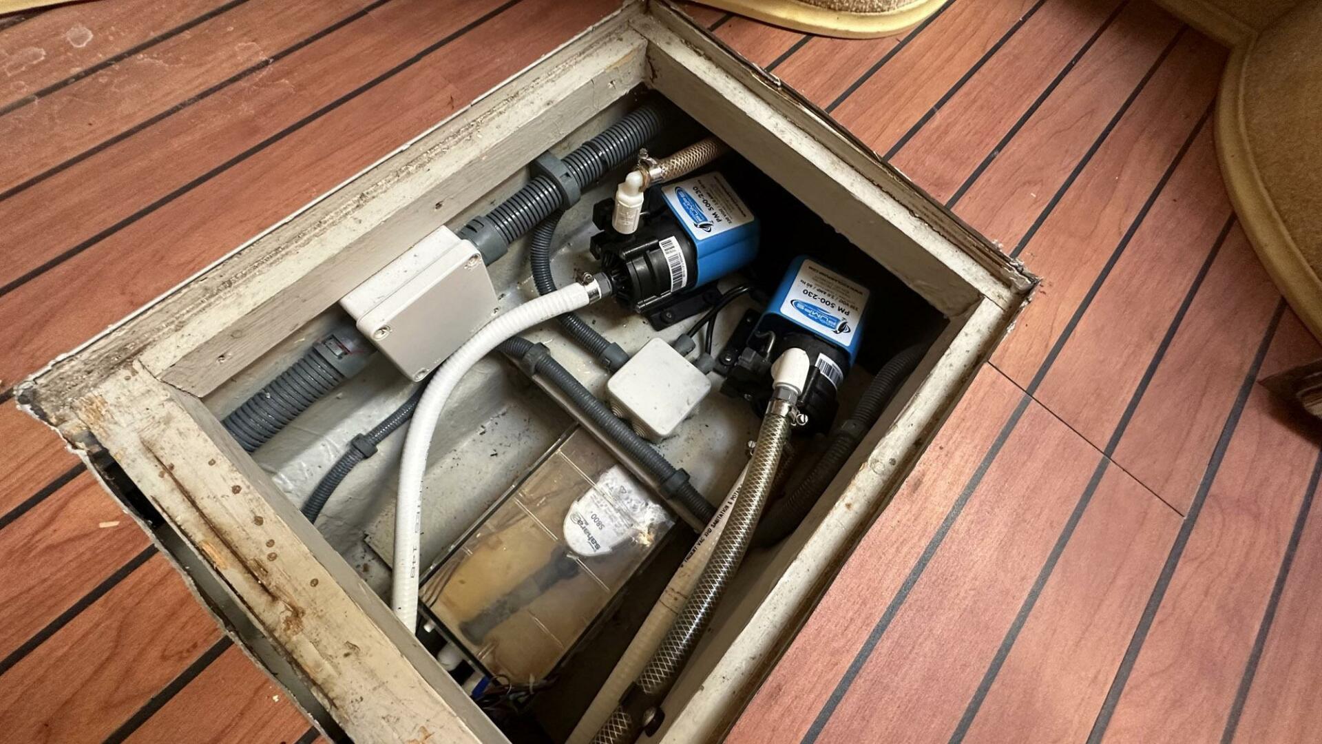 Sunseeker-Camargue 44 2000-Serendipity North Miami Beach-Florida-United States-3878755 | Thumbnail