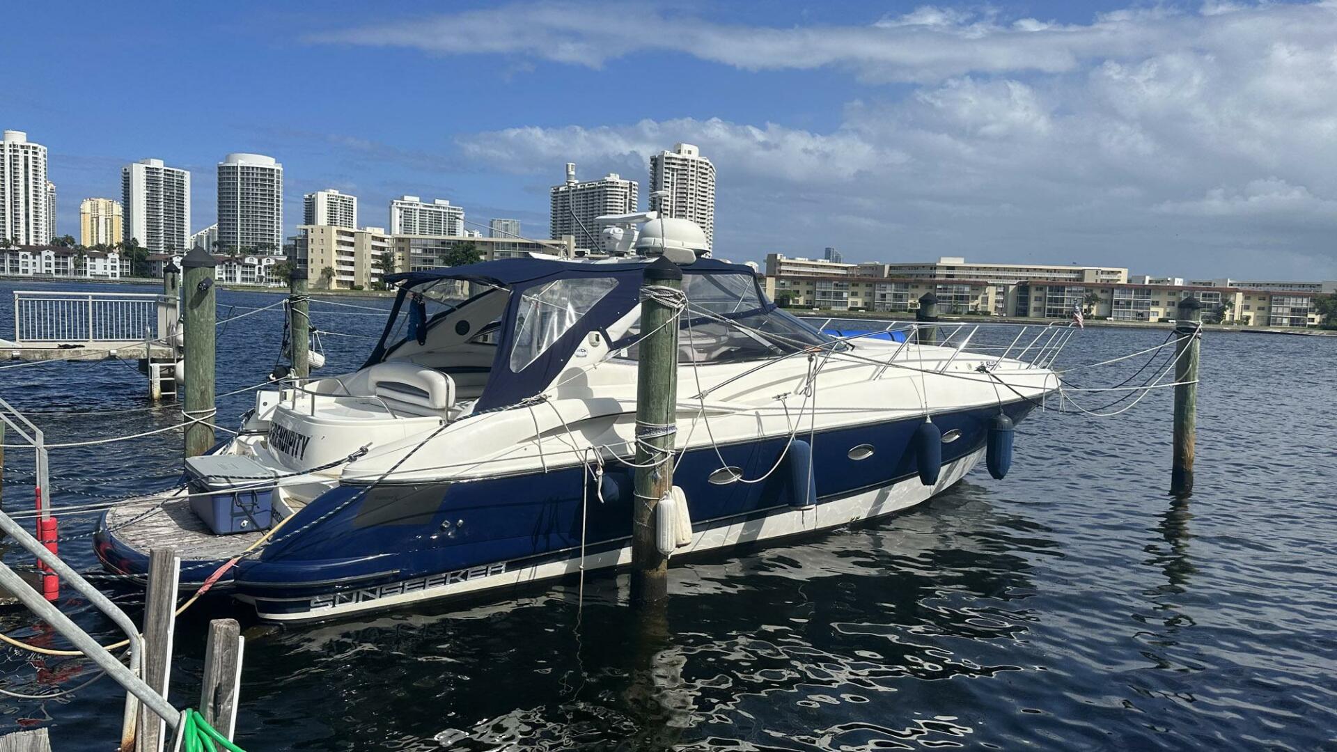 Sunseeker-Camargue 44 2000-Serendipity North Miami Beach-Florida-United States-3878825 | Thumbnail