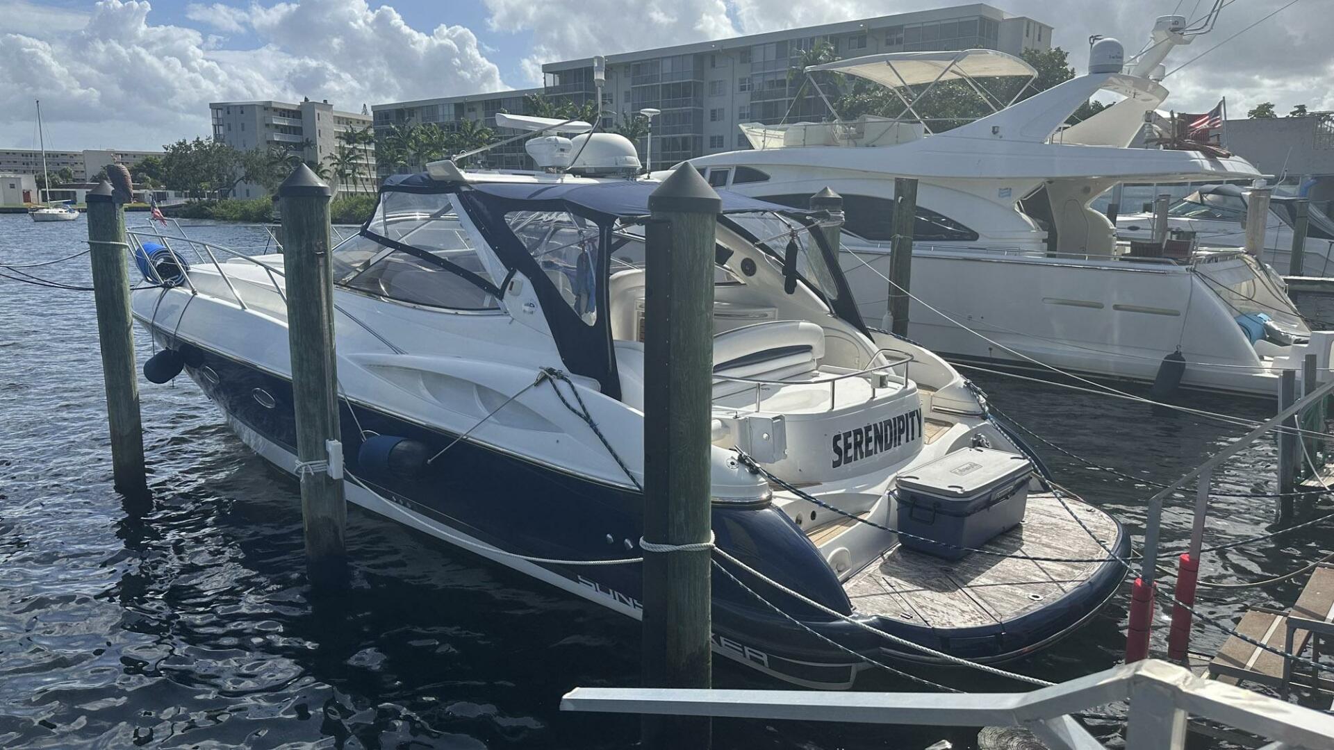 Sunseeker-Camargue 44 2000-Serendipity North Miami Beach-Florida-United States-3878723 | Thumbnail