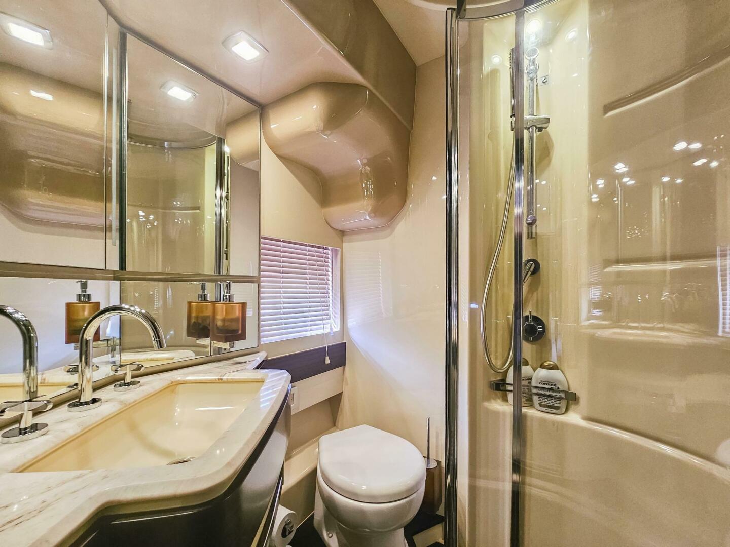 Azimut-70 2013-Somewhere I Belong Coconut Grove-Florida-United States-4323394 | Thumbnail