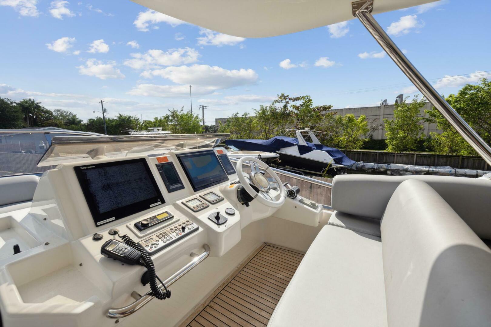 Azimut-70 2013-Somewhere I Belong Coconut Grove-Florida-United States-4323339 | Thumbnail
