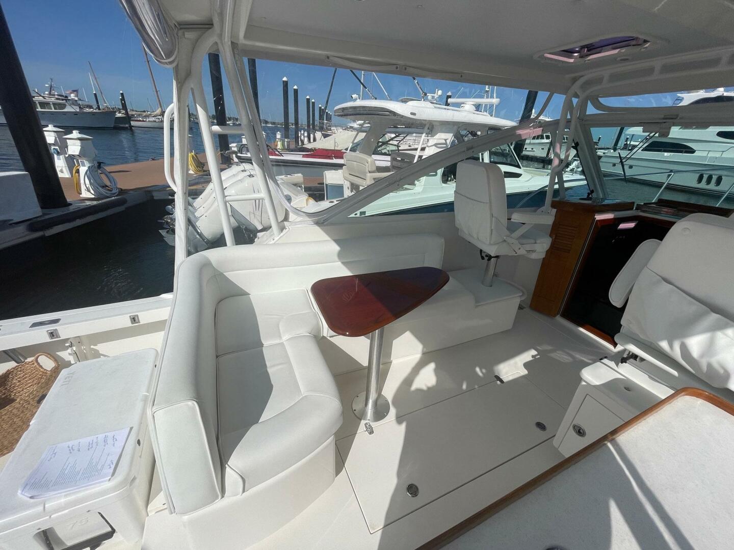 Hunt Yachts-HT Express 2006-Coco Newport-Rhode Island-United States-3888261 | Thumbnail