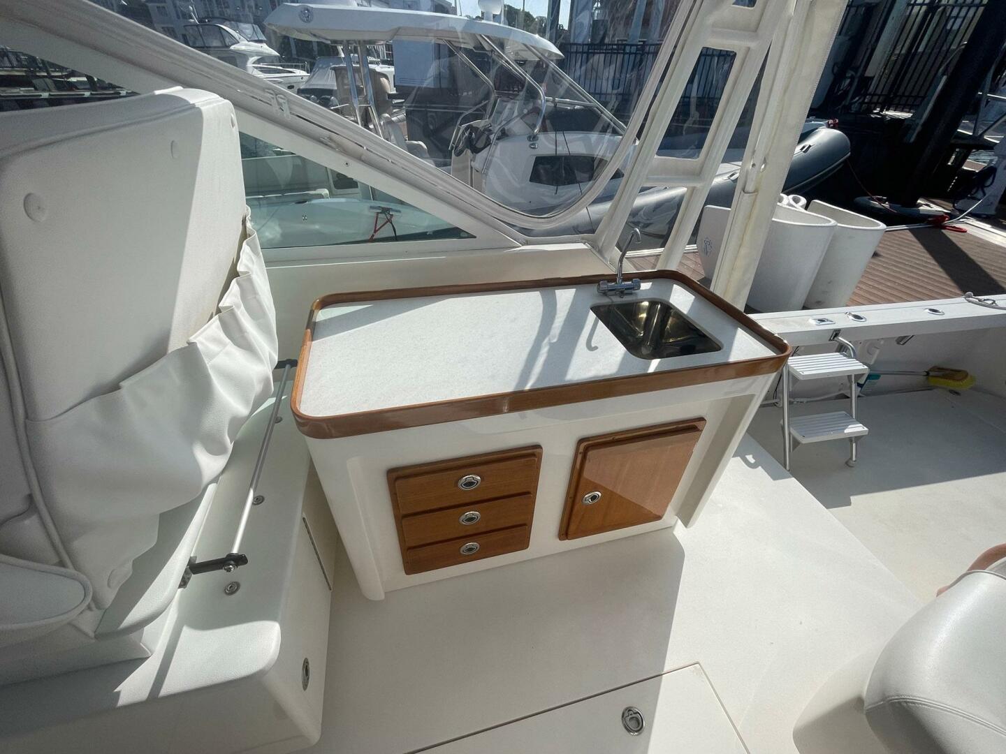Hunt Yachts-HT Express 2006-Coco Newport-Rhode Island-United States-3888264 | Thumbnail